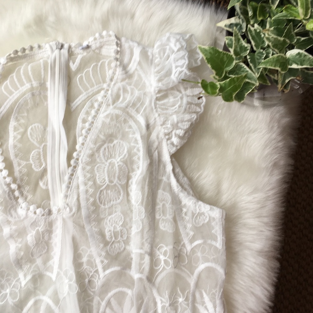 White Lace Flutter Sleeve Bodysuit Boho - Picture 6 of 8